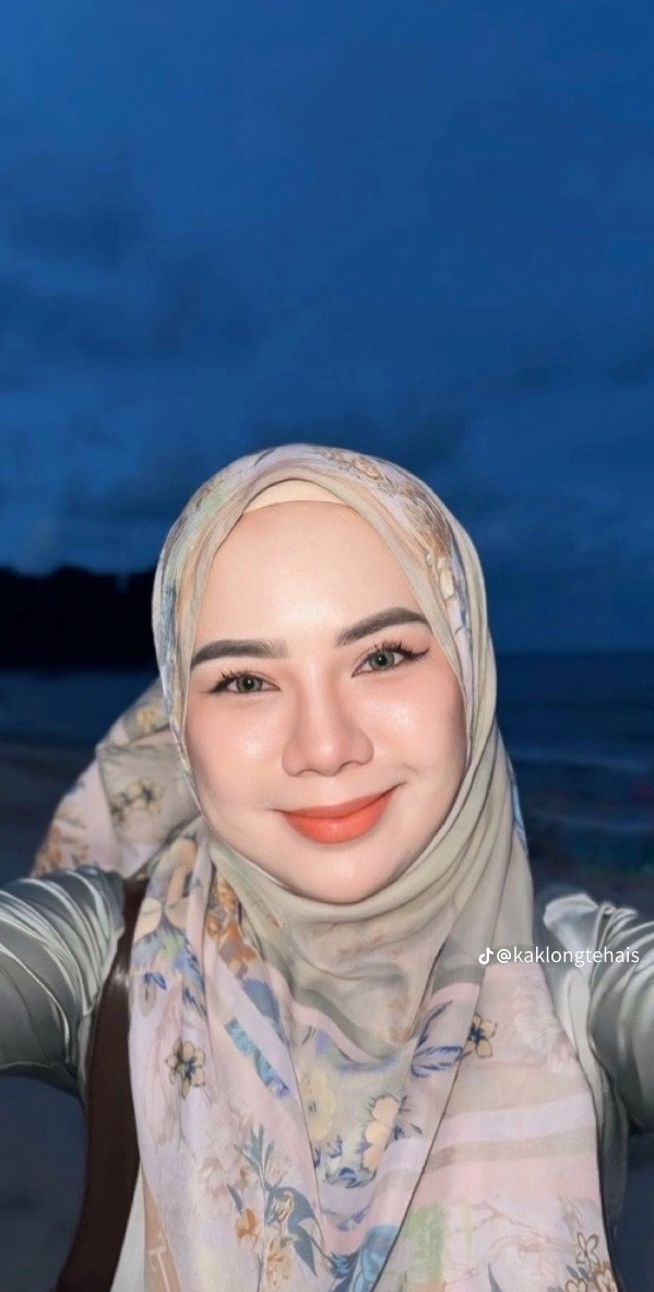 Skandal Zirah Jamal Awek Tudung Melayu Comel!