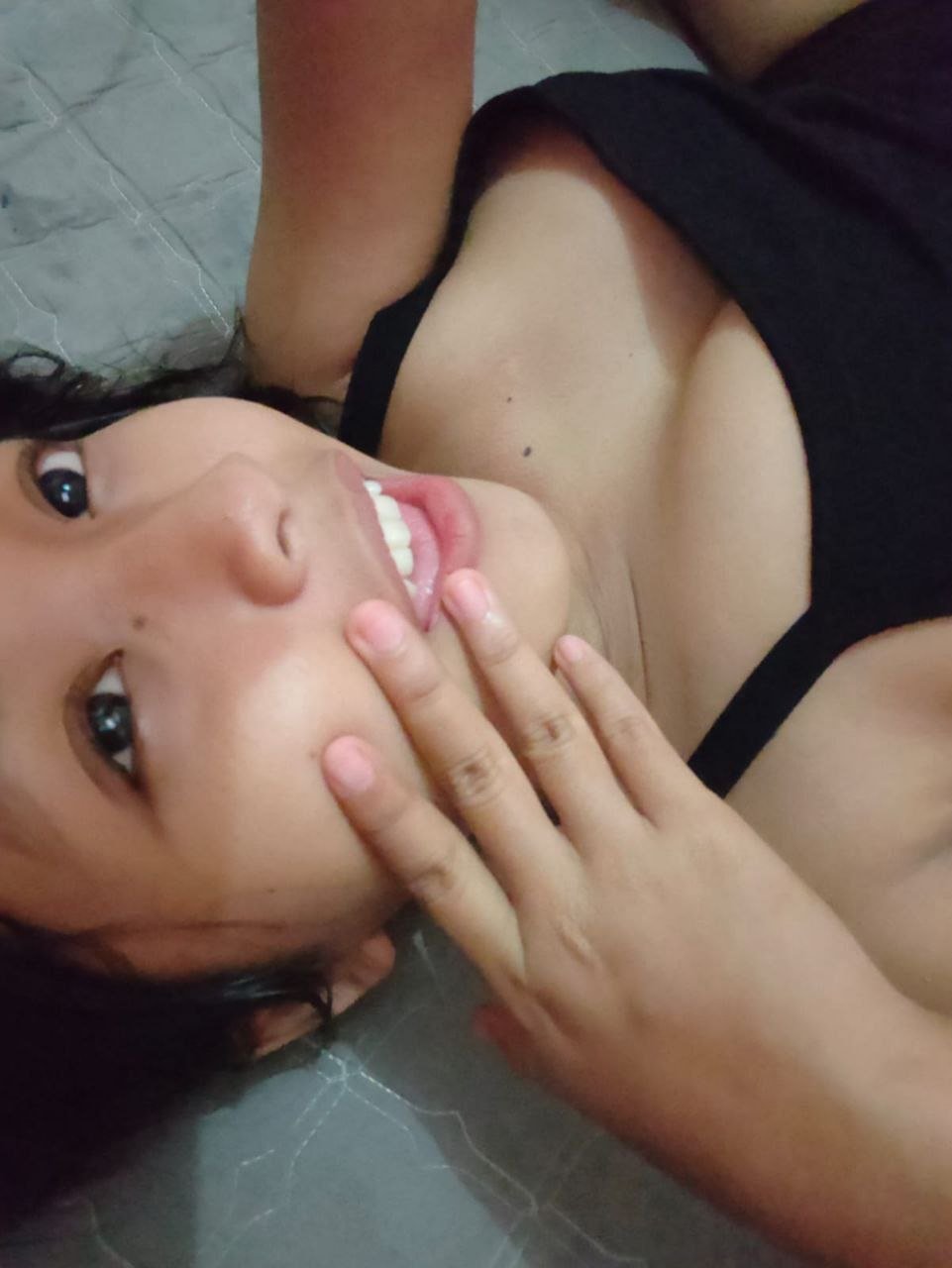 Grachive Rara Nadifa Black Tanktop 8