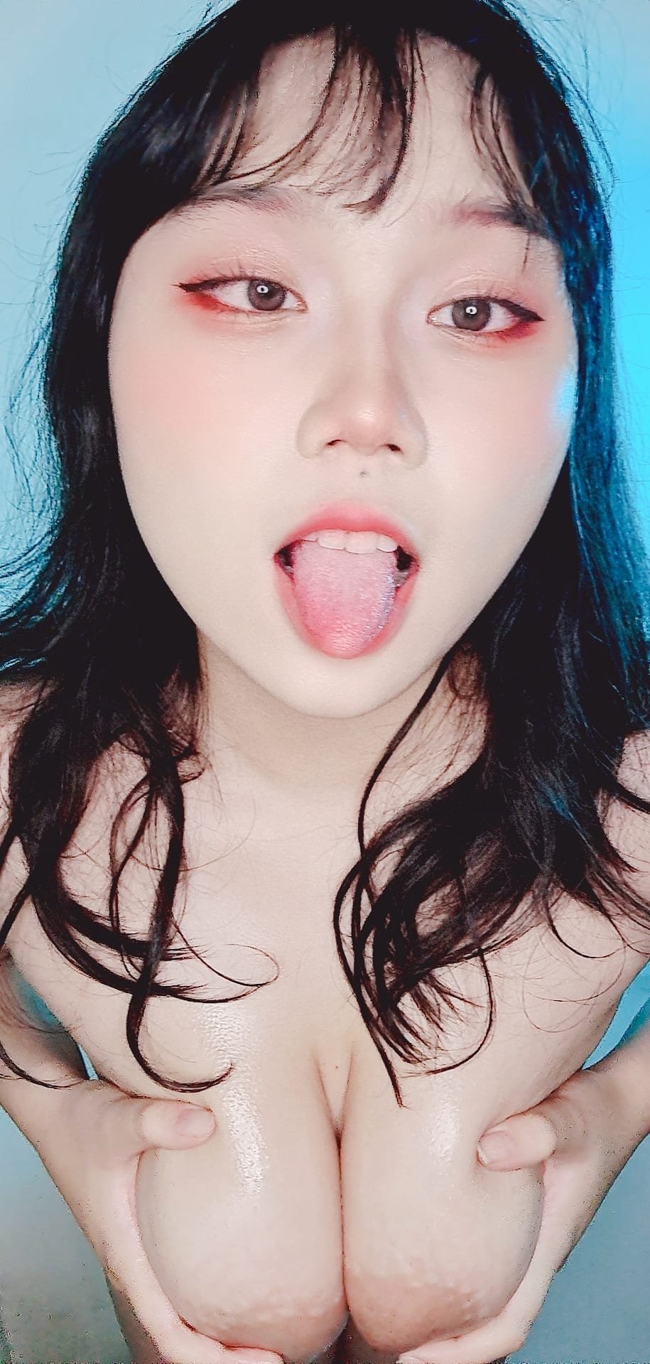 Grachive Tsunnyanchan Busty and Hot 3