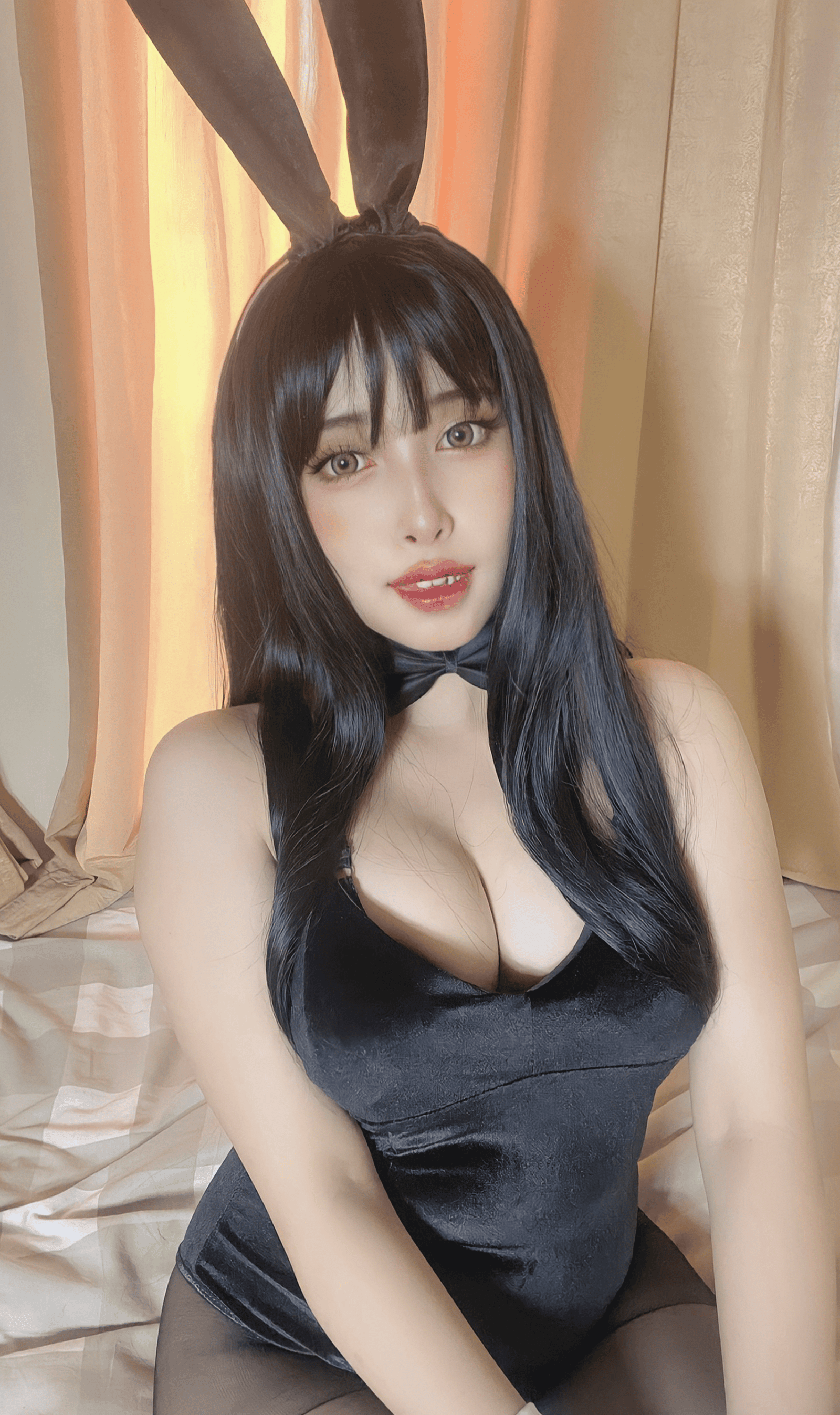 Grachive Xei.la Bunny Suit 1