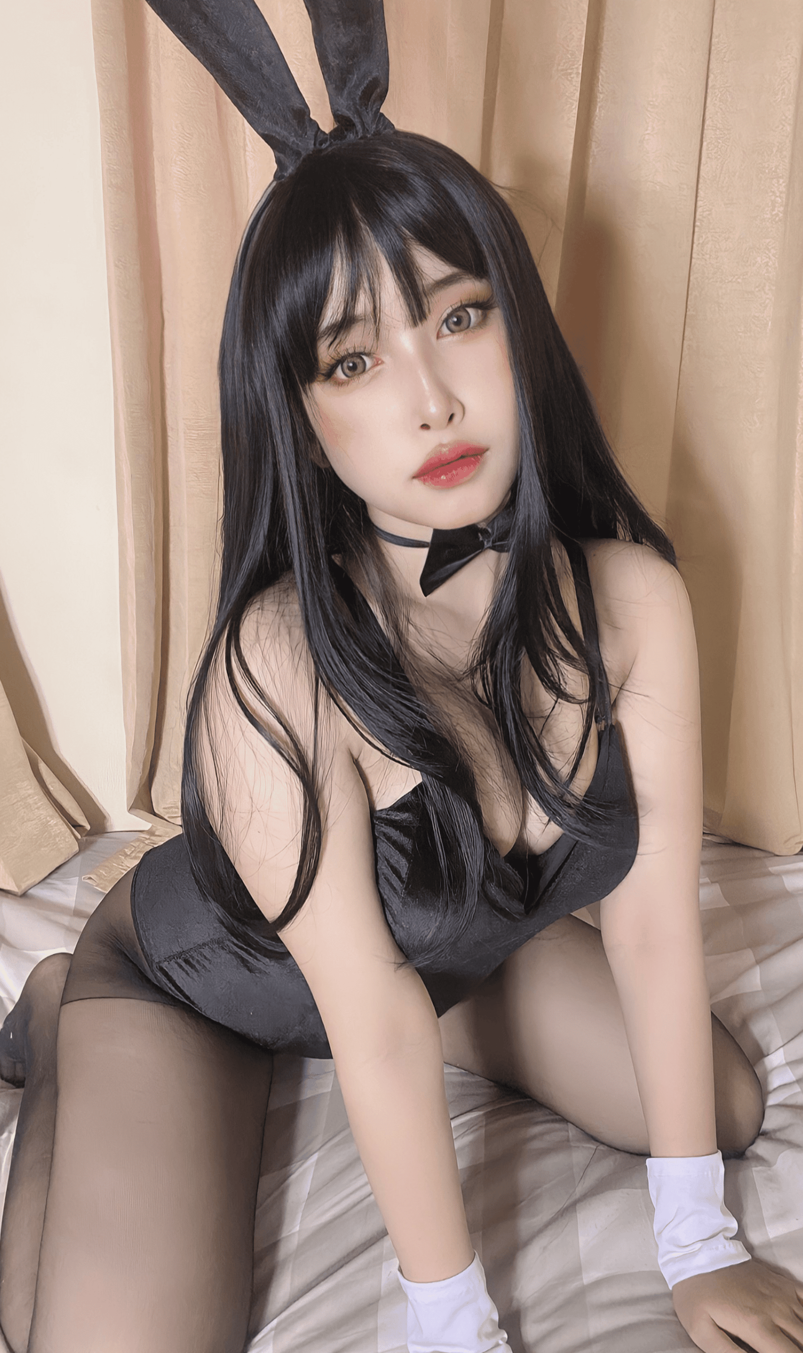 Grachive Xei.la Bunny Suit 6